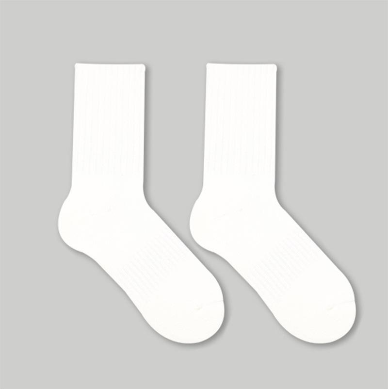 Solid Color Terry Bottom Thickened Mid-Calf Socks for Men and Women - Autumn/Winter Casual Sports Socks in Black and White Size 36-44
Solid Color Terry Bottom Thickened Mid-Calf Socks for Men and Women - Autumn/Winter Casual Sports Socks in Black and White Size 36-44