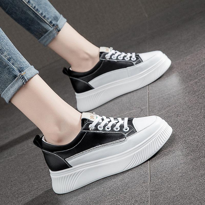 Flat shoes women s Korean version white shoes women s fashion autumn and winter new women s shoes 34 чёрный
Flat shoes women s Korean version white shoes women s fashion autumn and winter new women s shoes 34 чёрный