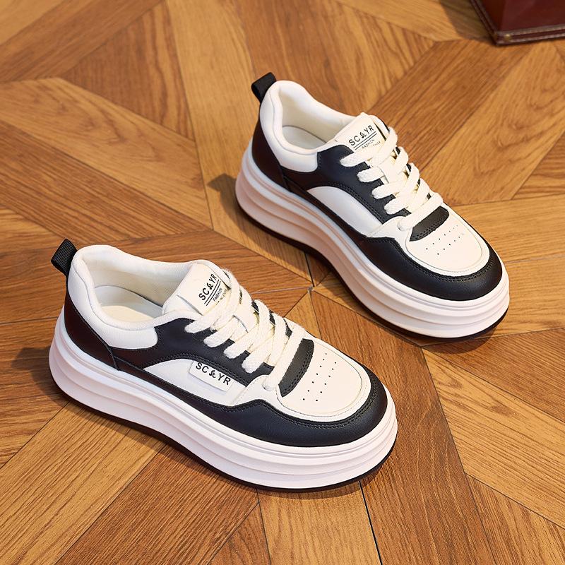 Leather little white shoes women s 2025 spring new flat-bottomed Korean version of versatile casual shoes popular thick-soled heightening women s shoe 34 чёрный
Leather little white shoes women s 2025 spring new flat-bottomed Korean version of versatile casual shoes popular thick-soled heightening women s shoe 34 чёрный