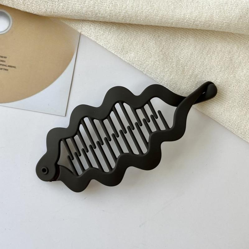 French Leopard Print Banana Clip for Women Retro Style Shark Clip Women Girls Back of The Head Ponytail Clip Styling Accessories кофейный
French Leopard Print Banana Clip for Women Retro Style Shark Clip Women Girls Back of The Head Ponytail Clip Styling Accessories кофейный