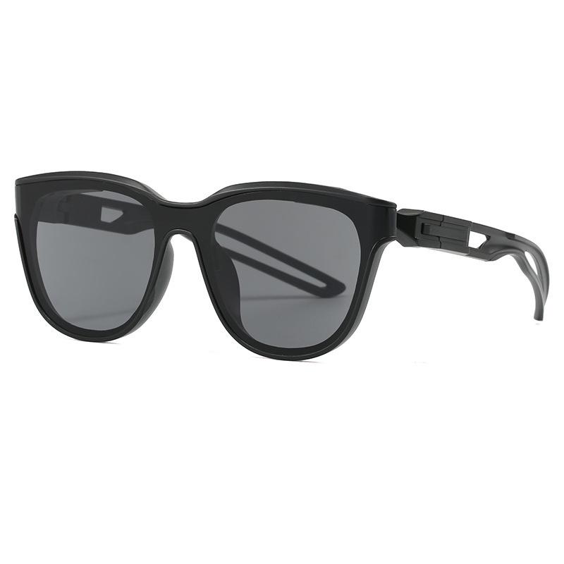 High-Grade Curved Sports Cycling Sunglasses - Trendy European & American Style
High-Grade Curved Sports Cycling Sunglasses - Trendy European & American Style