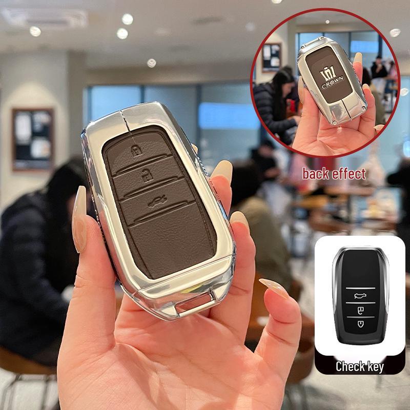 Premium Metal & Leather Key Case for 14th Gen Toyota Crown
Premium Metal & Leather Key Case for 14th Gen Toyota Crown