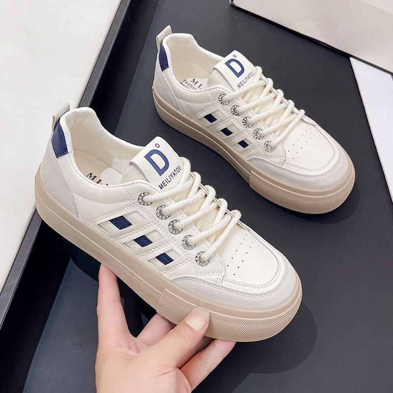 New Classic Women Sneakers Lace Up Flat Walking Shoes for Ladies Platform Shoes Casual Vulcanized Shoes de mujer 35
New Classic Women Sneakers Lace Up Flat Walking Shoes for Ladies Platform Shoes Casual Vulcanized Shoes de mujer 35