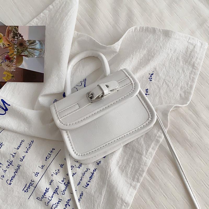 Сумка через плечо для женщин, кошелек для монет, простая и универсальная, элегантная и модная, простая и с подвеской, для студентов университета, новая
Сумка через плечо для женщин, кошелек для монет, простая и универсальная, элегантная и модная, простая и с подвеской, для студентов университета, новая