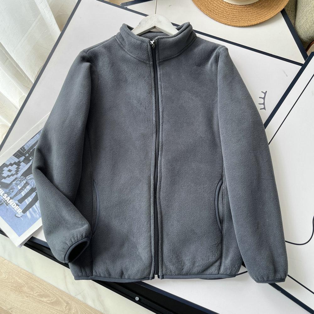 Осеннее женское плюшевое пальто-кардиган с воротником-стойкой M
Осеннее женское плюшевое пальто-кардиган с воротником-стойкой M