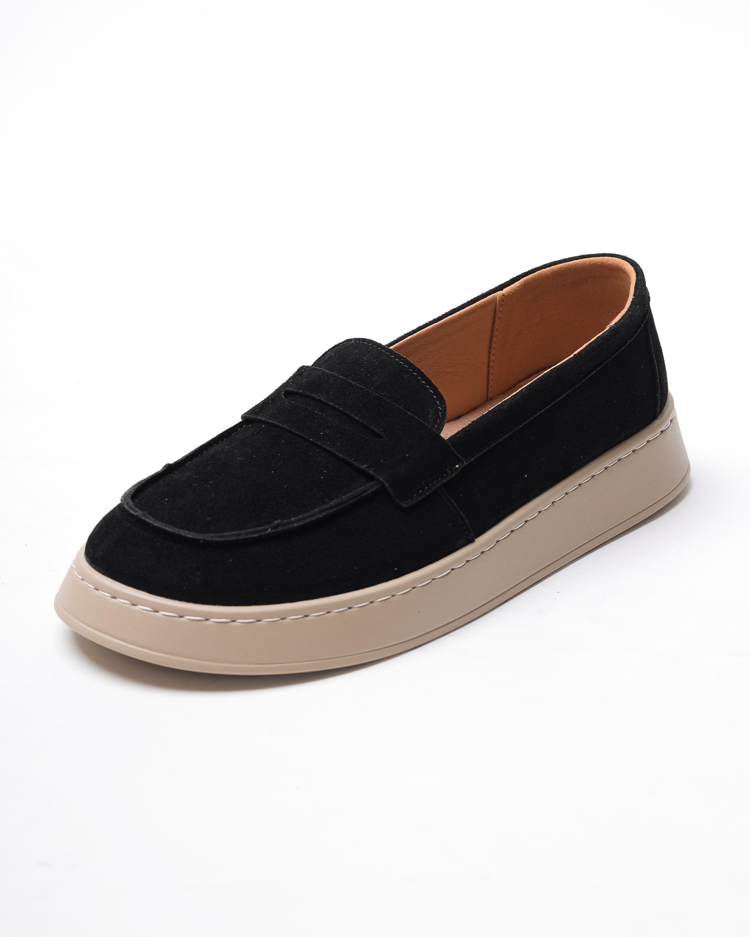Women s loafers Allsy 2603 36 black suede 41 чорний
Women s loafers Allsy 2603 36 black suede 41 чорний