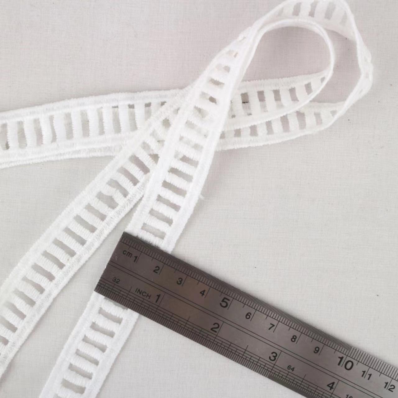 New Milk Silk Water-Soluble Embroidery Barcode Clothing Accessories Underwear Skirt Home Lace Fabric k1179
New Milk Silk Water-Soluble Embroidery Barcode Clothing Accessories Underwear Skirt Home Lace Fabric k1179