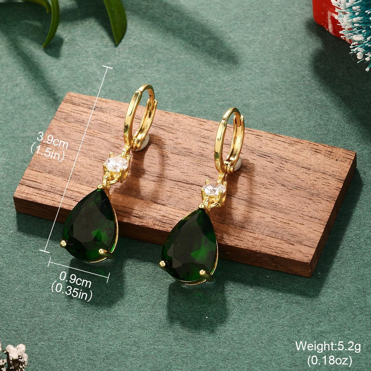 Autumn and winter niche simple high-end earrings Christmas retro fresh square stud earrings checkerboard fashion earrings
Autumn and winter niche simple high-end earrings Christmas retro fresh square stud earrings checkerboard fashion earrings