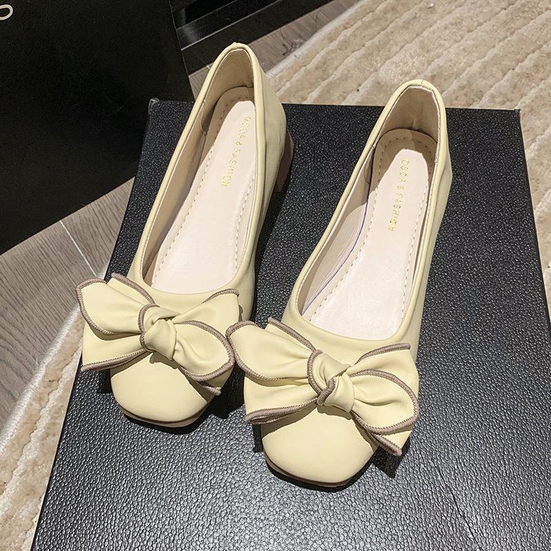 Женские туфли-лодочки на толстом каблуке с мягкой подошвой, новые модели весна-лето, под юбки, на один педаль, мягкая женственность проста 40 хаки
Женские туфли-лодочки на толстом каблуке с мягкой подошвой, новые модели весна-лето, под юбки, на один педаль, мягкая женственность проста 40 хаки