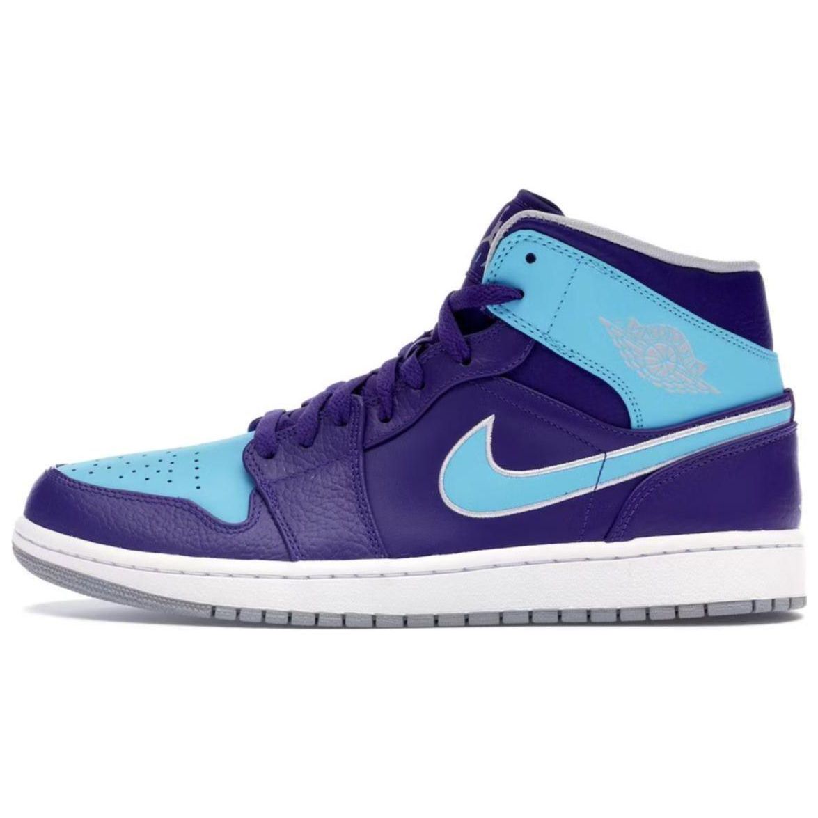 Кроссовки унисекс Air Jordan 1 Mid Hornet Фиолетовые Court-Pruple Mtllc-Plnm-Gmm-Bl 554724-507
Кроссовки унисекс Air Jordan 1 Mid Hornet Фиолетовые Court-Pruple Mtllc-Plnm-Gmm-Bl 554724-507