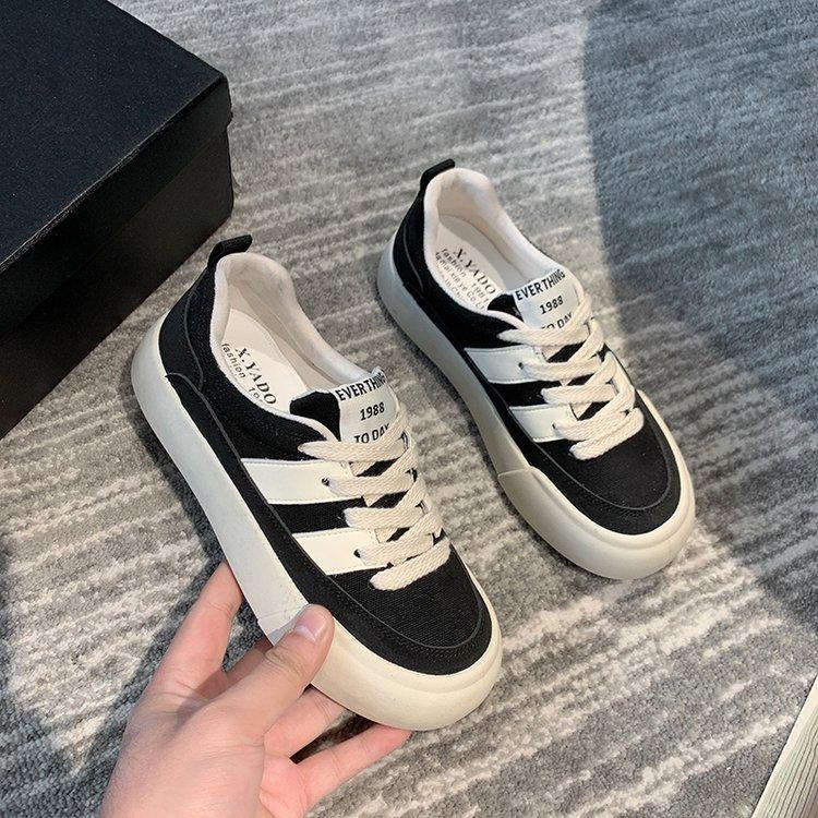 Кеды женские осенние новые модные универсальные на толстой подошве с увеличением роста, белые, с цветными вставками, студенческие повседневные 35 чёрный
Кеды женские осенние новые модные универсальные на толстой подошве с увеличением роста, белые, с цветными вставками, студенческие повседневные 35 чёрный