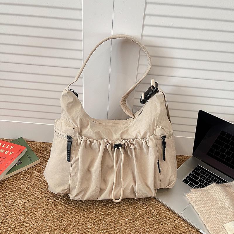 Korean Style Pleated Nylon Crossbody Tote - Versatile Large Capacity Shoulder Bag for Simple Commutes грязно-белый
Korean Style Pleated Nylon Crossbody Tote - Versatile Large Capacity Shoulder Bag for Simple Commutes грязно-белый