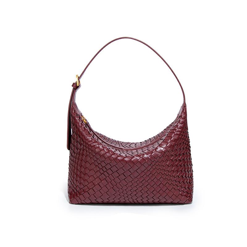 Spring Hand-woven Bags, Fashionable Single-shoulder Underarm Bags, Large-capacity Commuting Hand-held Lunch Boxes for Women
Spring Hand-woven Bags, Fashionable Single-shoulder Underarm Bags, Large-capacity Commuting Hand-held Lunch Boxes for Women