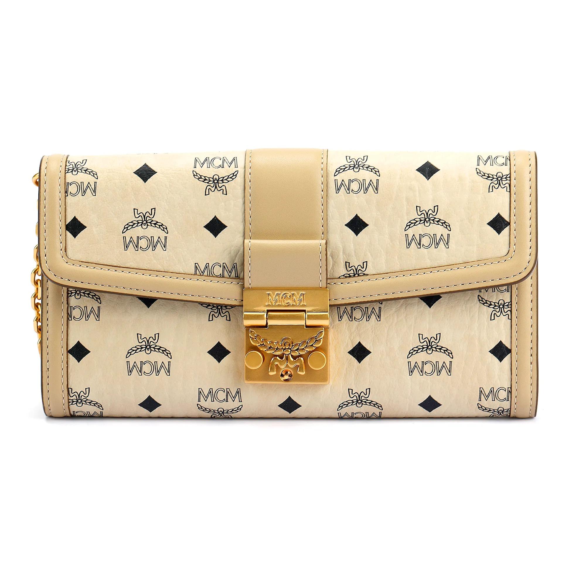 MCM Tracy Metal Logo Monogram Allover Print Coated Canvas with Leather Trim Shoulder Bag Large Women s Beige Basic Set (Bag+Dust Bag) бежевий
MCM Tracy Metal Logo Monogram Allover Print Coated Canvas with Leather Trim Shoulder Bag Large Women s Beige Basic Set (Bag+Dust Bag) бежевий