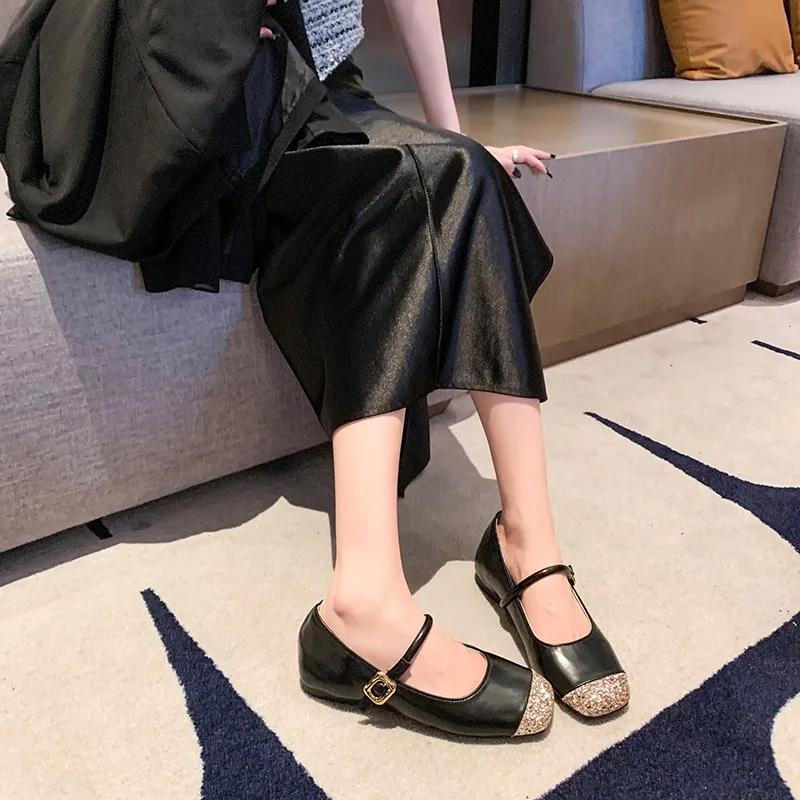 High Quality Women s Shoes Spring and Autumn Fashion Square Toe Shallow Mouth Sequin One-Word Buckle Women s Flat Shoes 35
High Quality Women s Shoes Spring and Autumn Fashion Square Toe Shallow Mouth Sequin One-Word Buckle Women s Flat Shoes 35