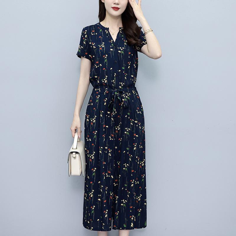 2025 High-End Floral Cotton Linen Dress for Women: Elegant Summer Style for Middle-Aged Mothers XXL
2025 High-End Floral Cotton Linen Dress for Women: Elegant Summer Style for Middle-Aged Mothers XXL