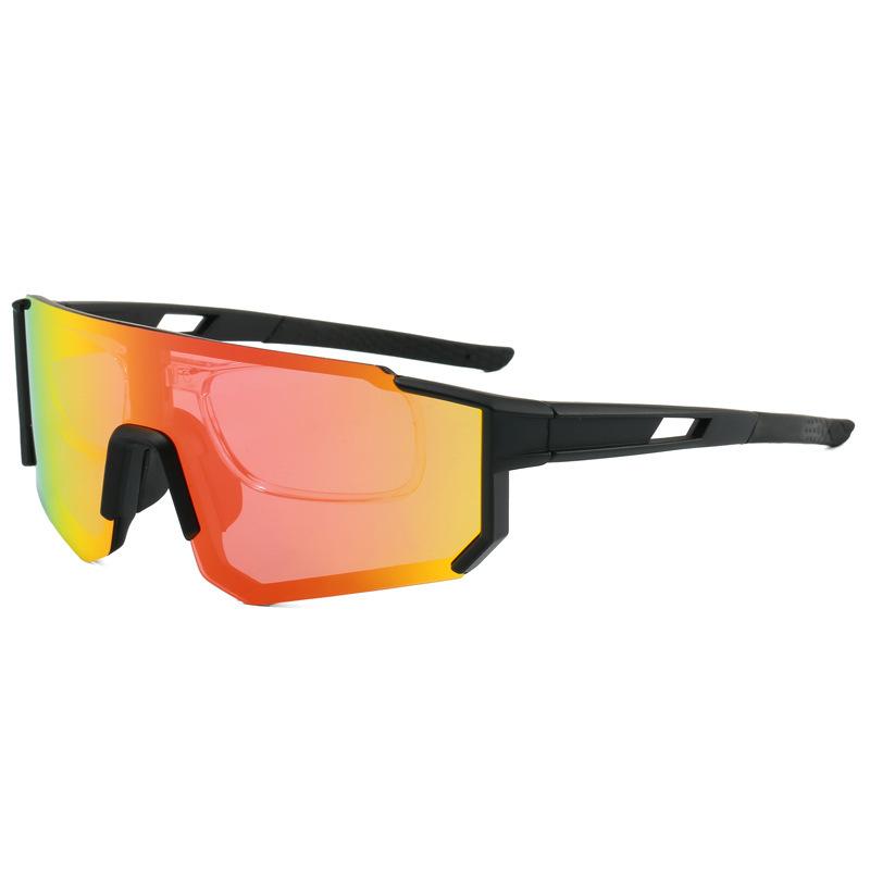 Mountaineering sunglasses, bicycle eye protection, cycling glasses, UV-proof sunglasses.
Mountaineering sunglasses, bicycle eye protection, cycling glasses, UV-proof sunglasses.