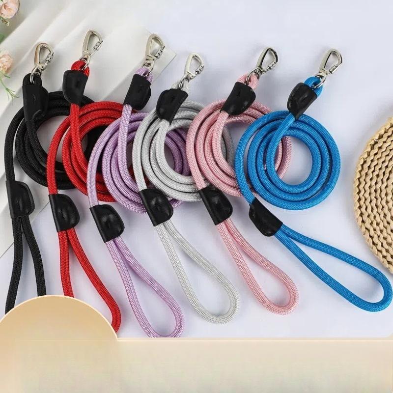 Pet Leashes Large Dog Specific Leashes Dog Walking Leashes Dog Leashes 1.0 thick 1.5m long
Pet Leashes Large Dog Specific Leashes Dog Walking Leashes Dog Leashes 1.0 thick 1.5m long
