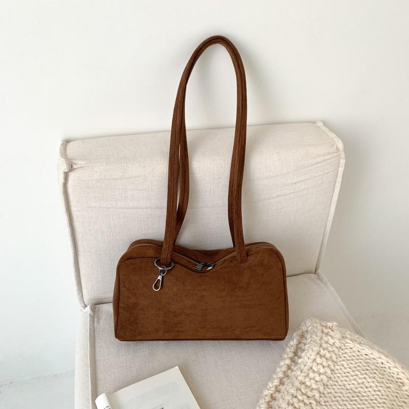 2025 Korean Niche Horizontal Plaid Handbag Women s Cross-border Large Capacity Suede Underarm Shoulder Bag коричневый
2025 Korean Niche Horizontal Plaid Handbag Women s Cross-border Large Capacity Suede Underarm Shoulder Bag коричневый