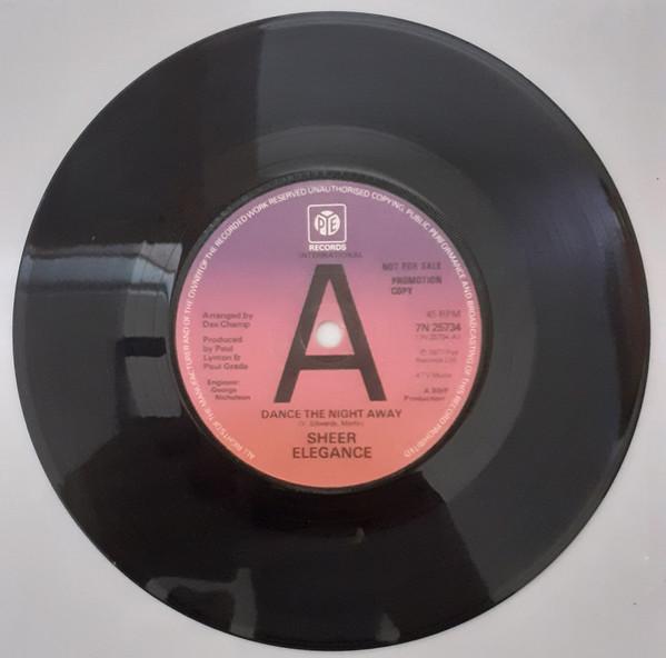 7inch Record SHEER ELEGANCE - Dance The Night Away 7N25734PROMO Pye Internation 1977 UK Soul/Funk Used
7inch Record SHEER ELEGANCE - Dance The Night Away 7N25734PROMO Pye Internation 1977 UK Soul/Funk Used
