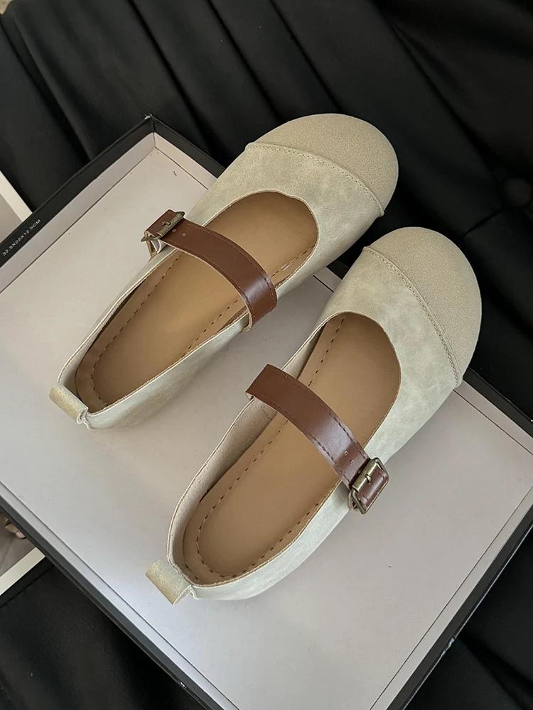 Модные женские туфли-лоферы из замши и кожи, женская обувь в стиле ретро с мягкой подошвой, удобные балетки в корейском стиле с круглым носком, повседневная обувь 42 бежевый
Модные женские туфли-лоферы из замши и кожи, женская обувь в стиле ретро с мягкой подошвой, удобные балетки в корейском стиле с круглым носком, повседневная обувь 42 бежевый