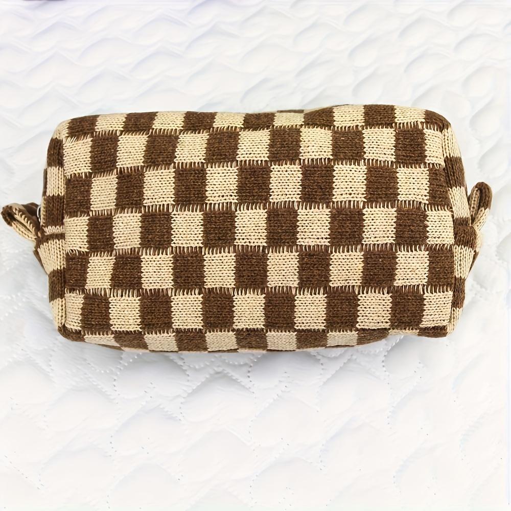 Checkerboard Knit Makeup Bag - Colorblock Cosmetic Pouch, Large Travel Toiletry Organizer коричневый
Checkerboard Knit Makeup Bag - Colorblock Cosmetic Pouch, Large Travel Toiletry Organizer коричневый