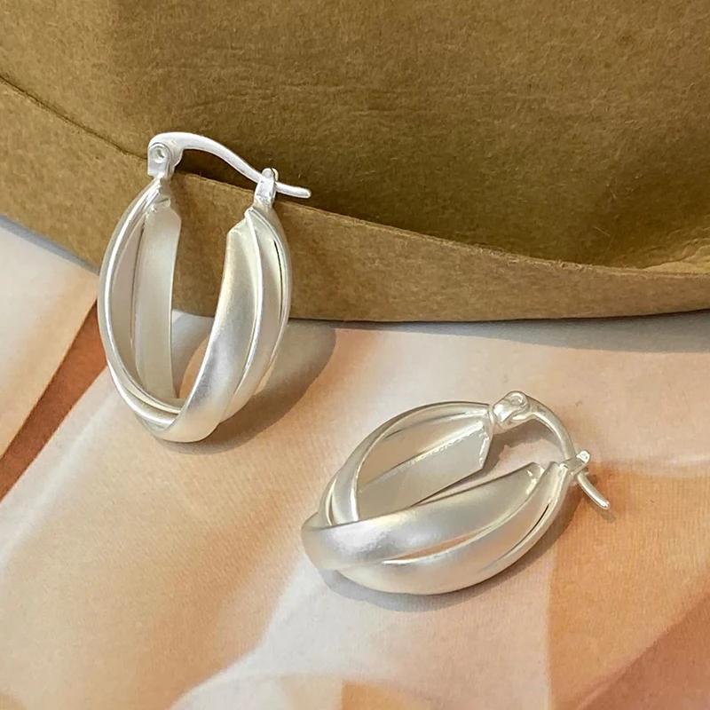 Real 925 Sterling Silver 18K Gold Cross Twisted Geometric Hoop Earrings for Women Minimalist Fine Jewelry Trendy Accessories
Real 925 Sterling Silver 18K Gold Cross Twisted Geometric Hoop Earrings for Women Minimalist Fine Jewelry Trendy Accessories