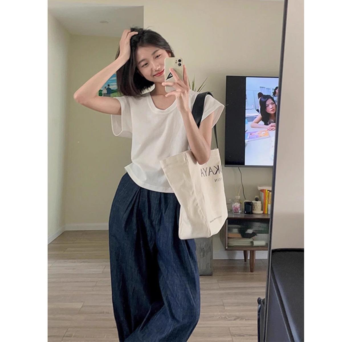 Simple and versatile small fly-sleeved short top, cold in summer, lazy round neck white short-sleeved t-shirt women s clothing S белый
Simple and versatile small fly-sleeved short top, cold in summer, lazy round neck white short-sleeved t-shirt women s clothing S белый