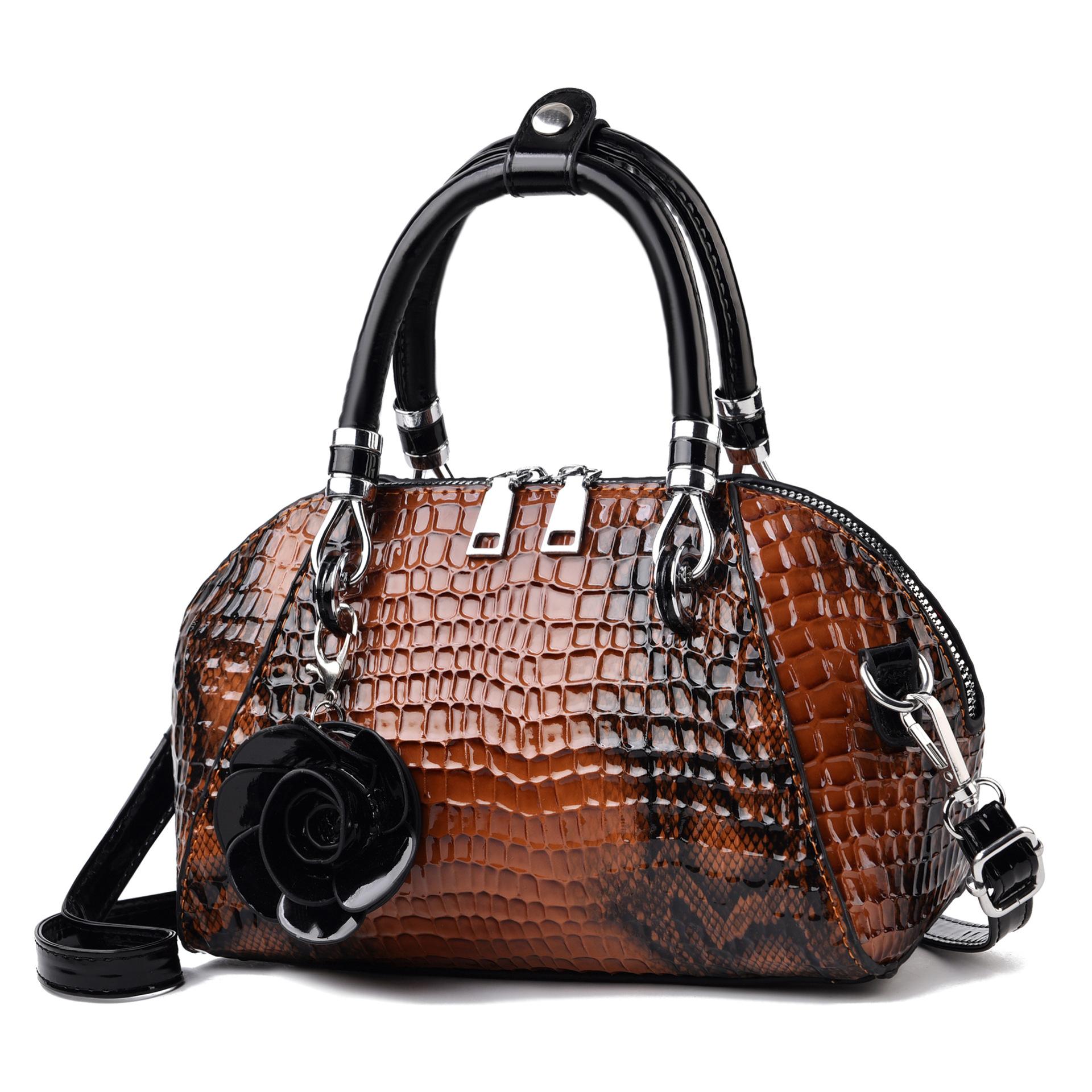 Crocodile pattern shell bag women s new European and American fashion handbag large capacity shoulder messenger bag bags темно-коричневого кольору
Crocodile pattern shell bag women s new European and American fashion handbag large capacity shoulder messenger bag bags темно-коричневого кольору