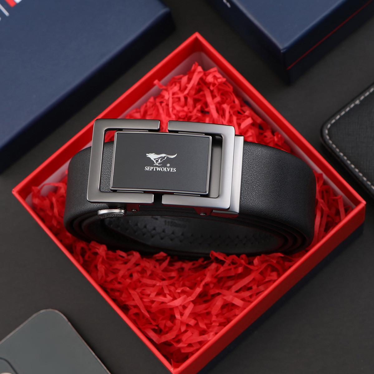 Men s Belt Automatic Buckle Casual Versatile Belt High End Trouser Belt Trendy New Products Comfortable New Models 130cm
Men s Belt Automatic Buckle Casual Versatile Belt High End Trouser Belt Trendy New Products Comfortable New Models 130cm