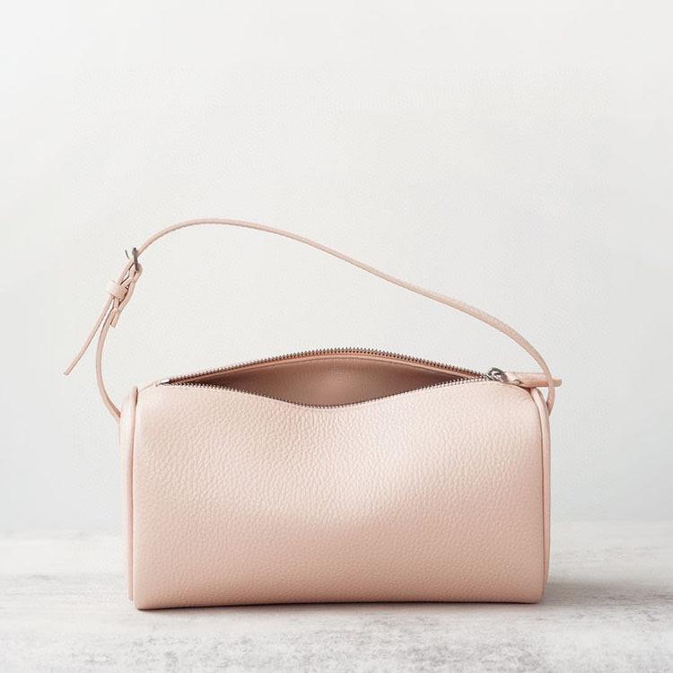 Gaoding 2025 Натуральна шкіряна французька пахва-пахва-пахва-сумка-стійка через одне плече, нішевий дизайн, високоякісний тримач для ручок 19x11x8cm
Gaoding 2025 Натуральна шкіряна французька пахва-пахва-пахва-сумка-стійка через одне плече, нішевий дизайн, високоякісний тримач для ручок 19x11x8cm