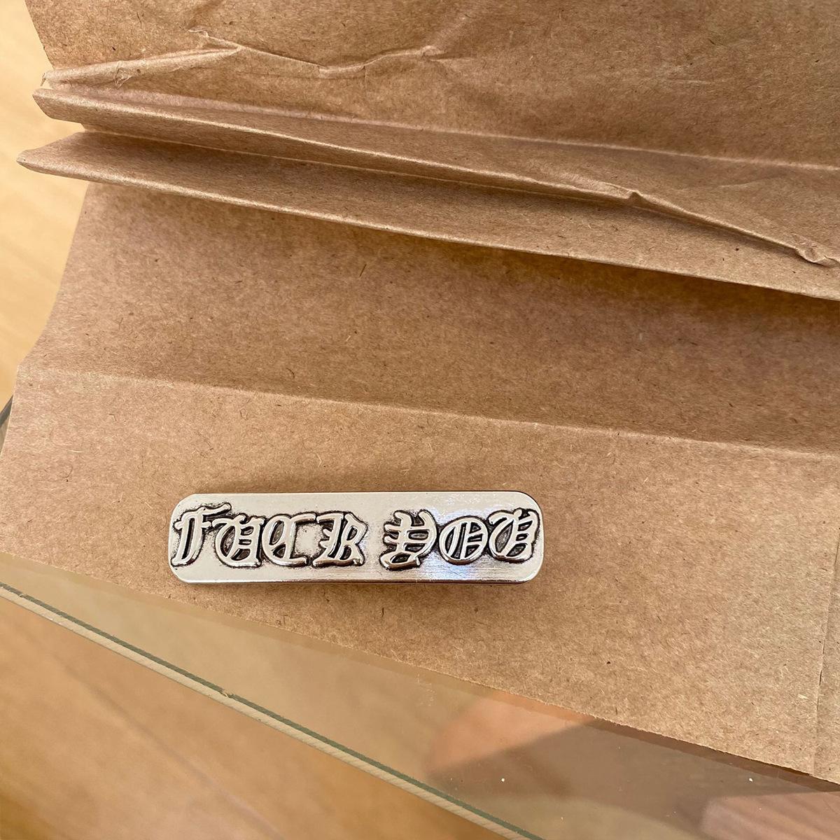 Dark old cross hairpin Korean ins blogger with the same metal one-word clip bangs side clip
Dark old cross hairpin Korean ins blogger with the same metal one-word clip bangs side clip