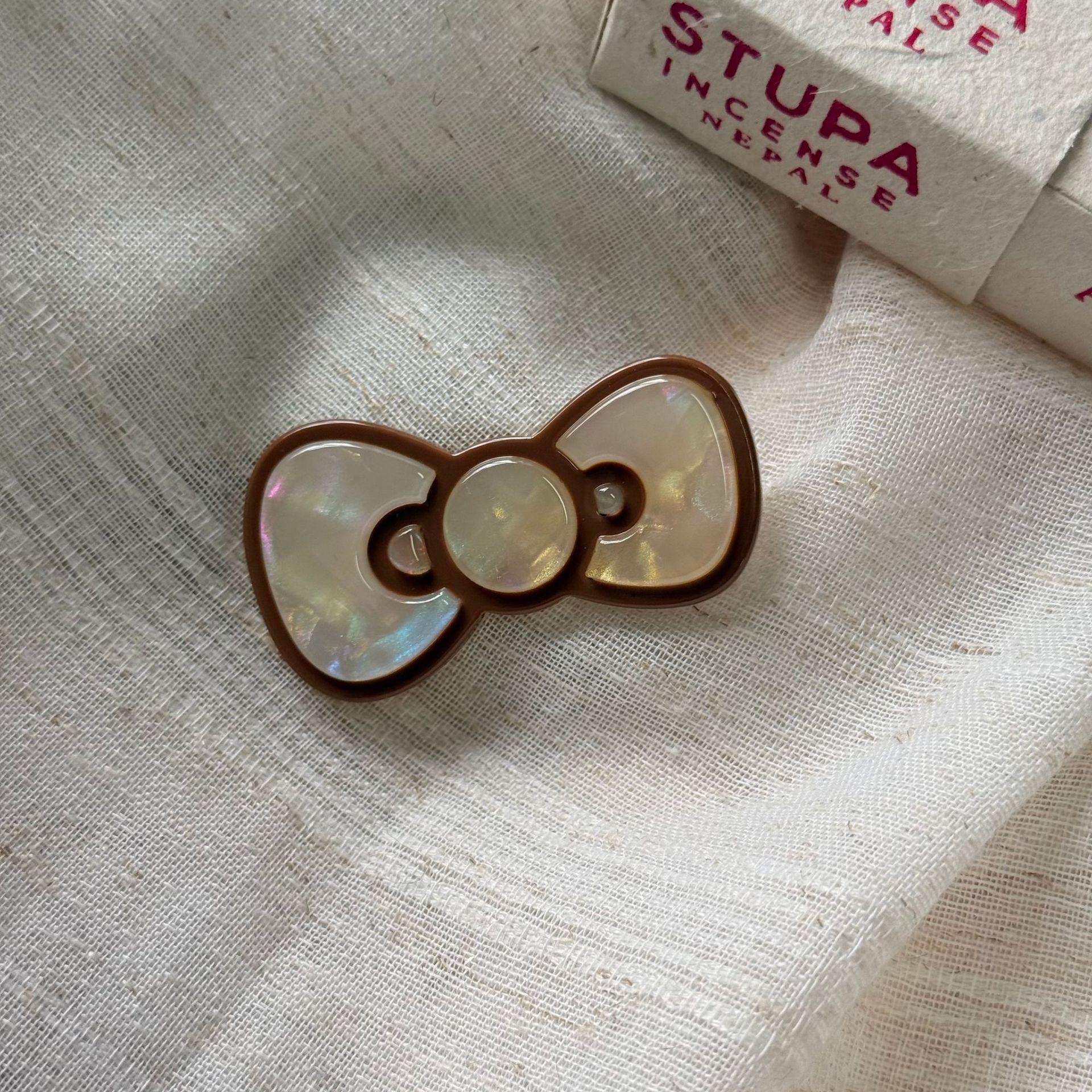 Cute Bow Hair Clip Women Sweet Cool Creative Stylish Side Hair Clip Trendy Daily Party Fashion Hair Accessories Gifts Daily Wear
Cute Bow Hair Clip Women Sweet Cool Creative Stylish Side Hair Clip Trendy Daily Party Fashion Hair Accessories Gifts Daily Wear
