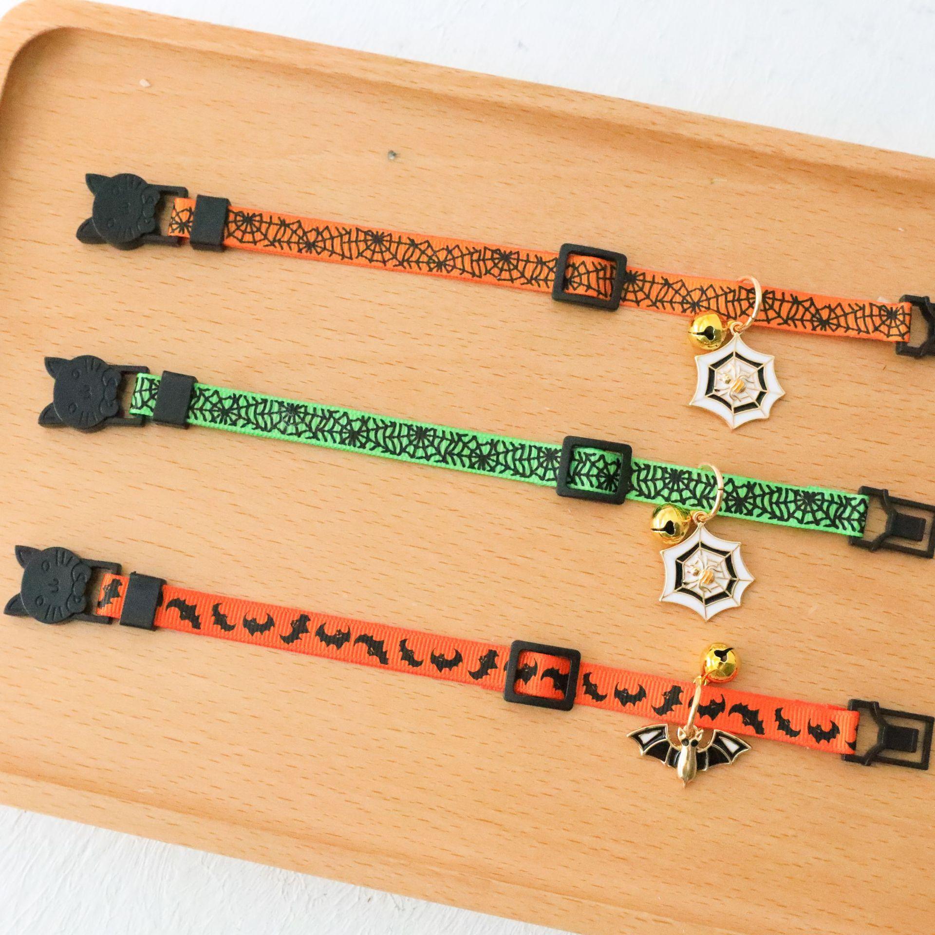 Pet Halloween Collars Dog Collar with Bells for Small Dogs Cats ChIhuahua YoKie Corgi Beauty S 18-30cm
Pet Halloween Collars Dog Collar with Bells for Small Dogs Cats ChIhuahua YoKie Corgi Beauty S 18-30cm