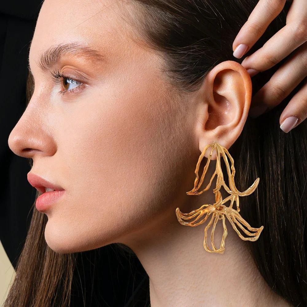 Jewelry Accessories Exaggerated Dangle Earrings Pendientes Metal Flower Earring Girls Gift
Jewelry Accessories Exaggerated Dangle Earrings Pendientes Metal Flower Earring Girls Gift