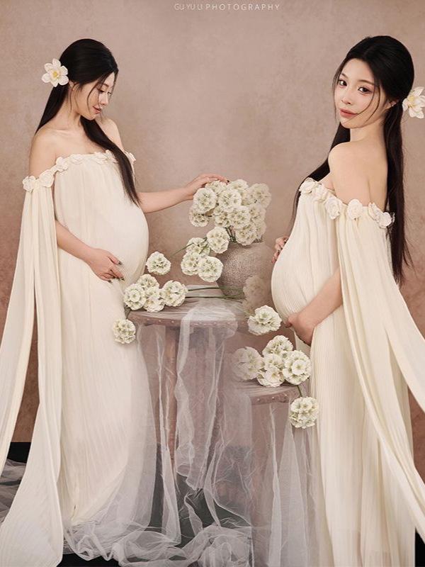French Aesthetic Maternity Photoshoot Dress for Moms One Size
French Aesthetic Maternity Photoshoot Dress for Moms One Size