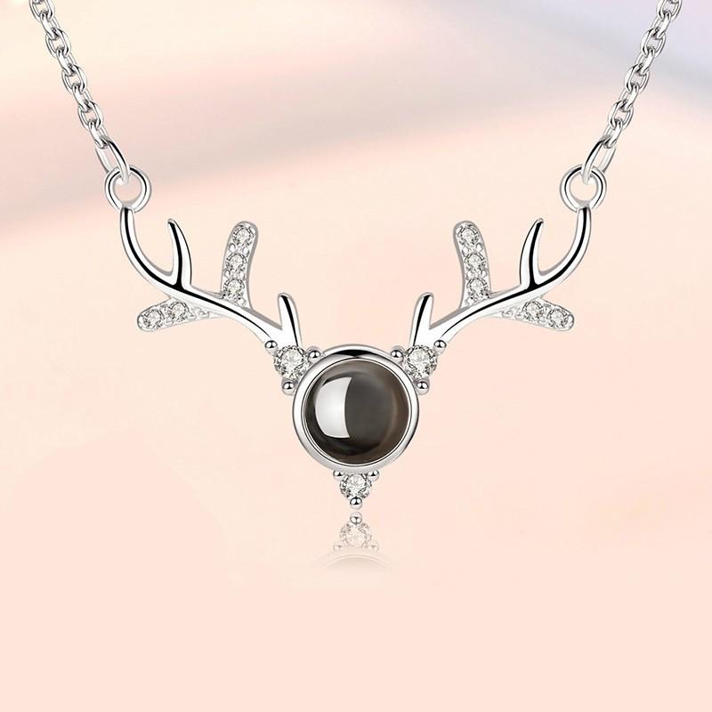 One Deer Has Your Necklace, Little Deer Horn Projection Pendant, Female Clavicle Chain
One Deer Has Your Necklace, Little Deer Horn Projection Pendant, Female Clavicle Chain