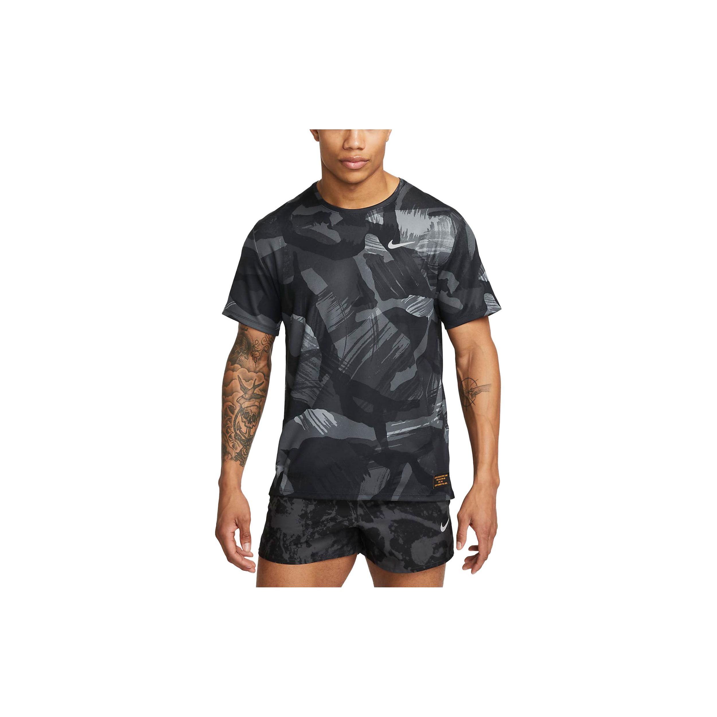 Nike Dri-FIT Miler Slim Fit Camo Quick-Dry Comfortable Crew Neck Short Sleeve T-Shirt Men Tops Black FD4053-010
Nike Dri-FIT Miler Slim Fit Camo Quick-Dry Comfortable Crew Neck Short Sleeve T-Shirt Men Tops Black FD4053-010