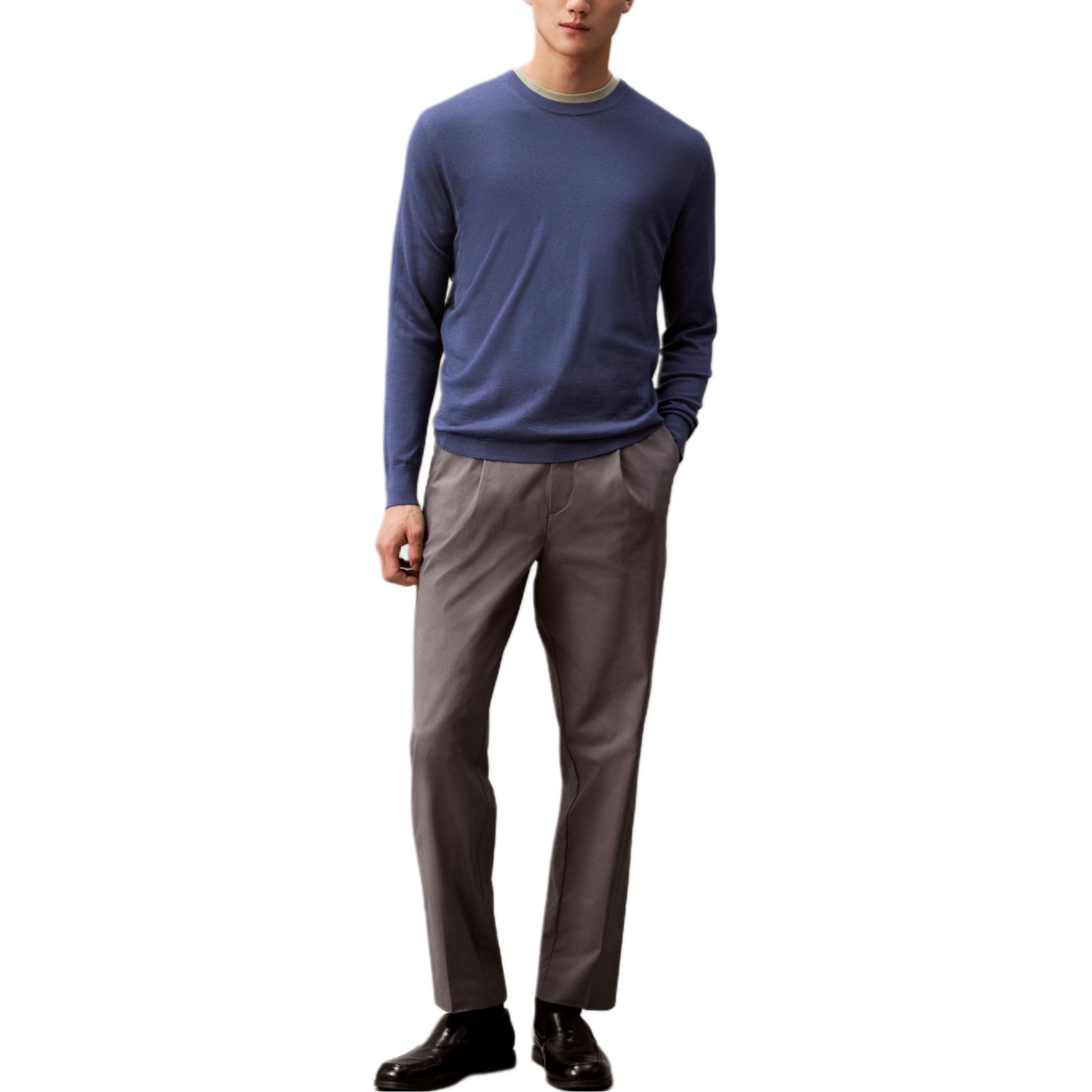 Calvin Klein Solid Color Crew Neck Pullover Sweater Unisex sweater Blue 40EM332-CK1 L
Calvin Klein Solid Color Crew Neck Pullover Sweater Unisex sweater Blue 40EM332-CK1 L