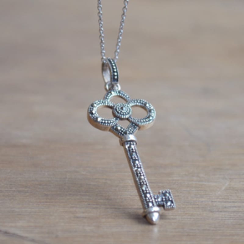 martha in the garret Laurea silver
martha in the garret Laurea silver