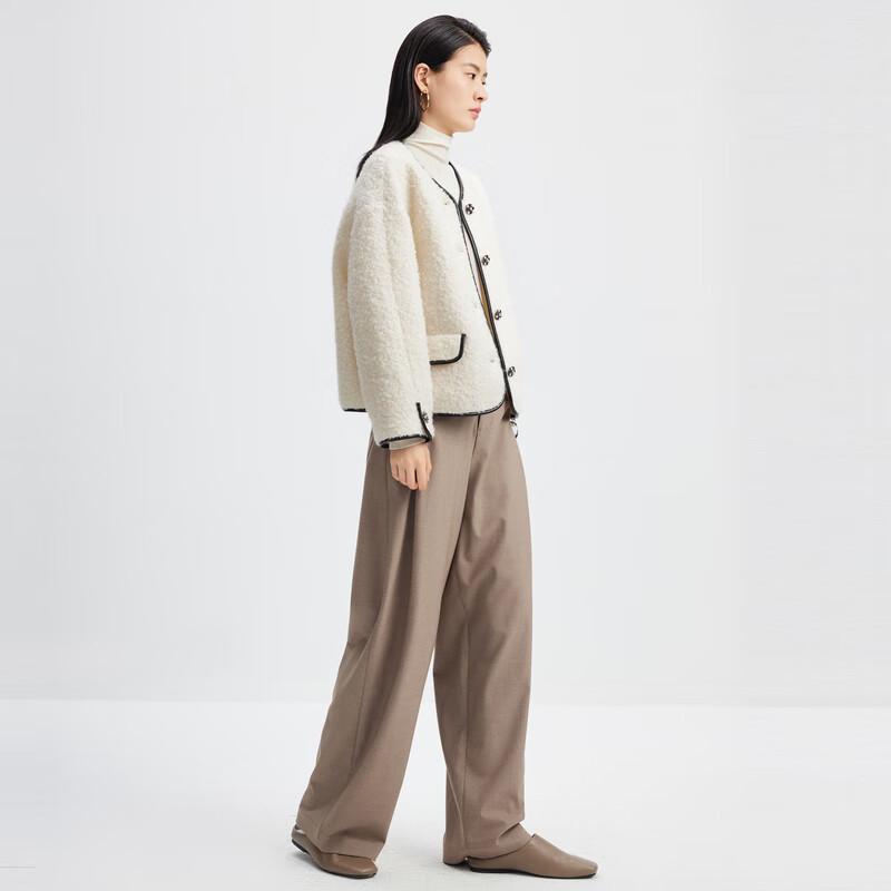 Женский твидовый жакет из смесовой шерсти L
Женский твидовый жакет из смесовой шерсти L