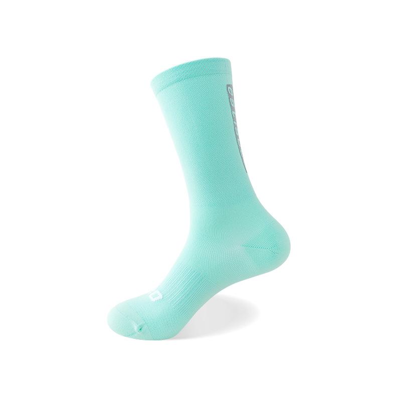 Светоотражающие велосипедные носки Потоотводящие Дышащие Защита от запаха Быстросохнущие Парные носки Мужские Однотонные Светящаяся этикетка Спортивные носки Носки средней длины 1 pair циан
Светоотражающие велосипедные носки Потоотводящие Дышащие Защита от запаха Быстросохнущие Парные носки Мужские Однотонные Светящаяся этикетка Спортивные носки Носки средней длины 1 pair циан