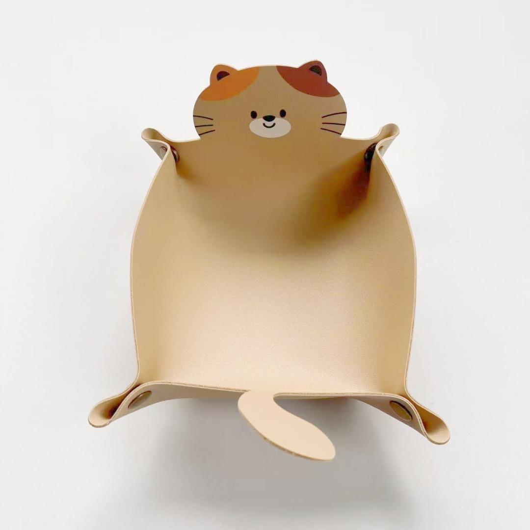 1PC Cute Vintage Cat Shape Folding Leather Storage Tray Desktop Cosmetic Stuffs Key Jewelry Organizer Pu Home Room Entrance Deco коричневий
1PC Cute Vintage Cat Shape Folding Leather Storage Tray Desktop Cosmetic Stuffs Key Jewelry Organizer Pu Home Room Entrance Deco коричневий