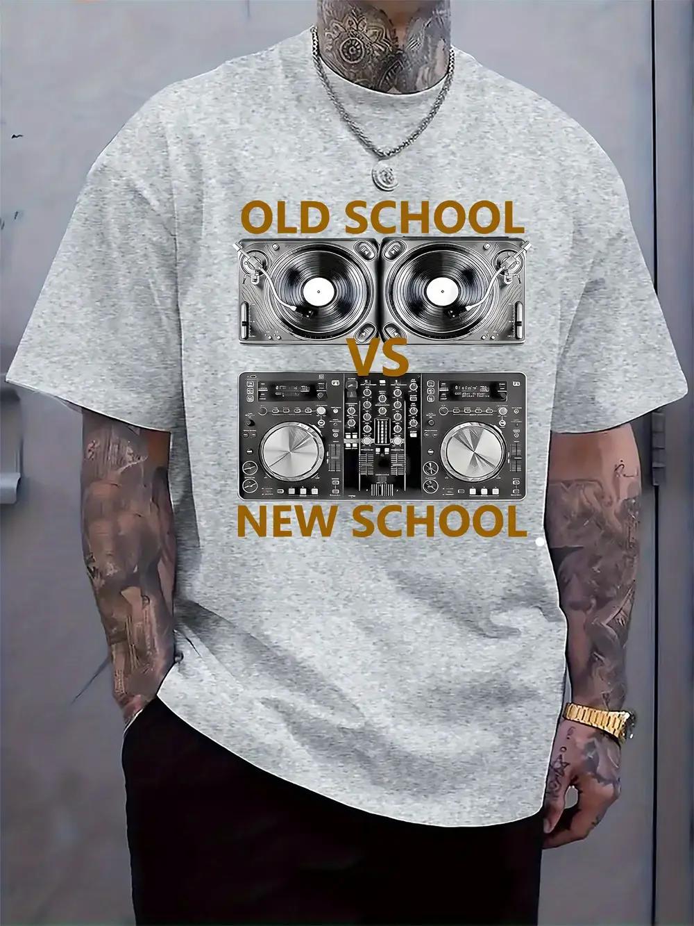 Casual Crew Neck T-shirt with Old vs New School DJ Equipment Print M
Casual Crew Neck T-shirt with Old vs New School DJ Equipment Print M