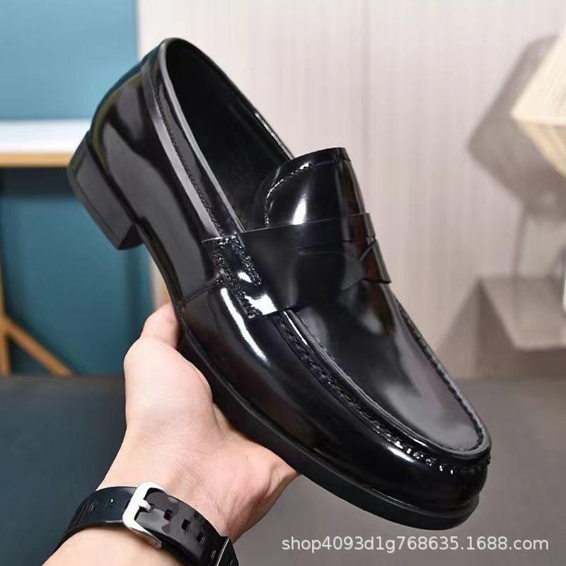 Open-edged beads, one-pedal breathable driving, spring beanie shoes, men s genuine leather, business British casual loafers, small leather shoes 38
Open-edged beads, one-pedal breathable driving, spring beanie shoes, men s genuine leather, business British casual loafers, small leather shoes 38
