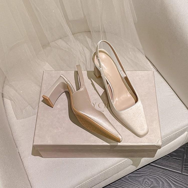 Coarse heel high heels femininity senior summer bag head empty single shoes 2025 new satin sandals 34
Coarse heel high heels femininity senior summer bag head empty single shoes 2025 new satin sandals 34