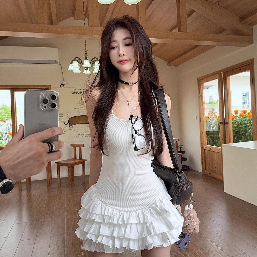 Women s Sweet White Spaghetti Strap Ballet-Style Dress with Unique Ruffle A-Line Skirt XL - Premium чёрный
Women s Sweet White Spaghetti Strap Ballet-Style Dress with Unique Ruffle A-Line Skirt XL - Premium чёрный
