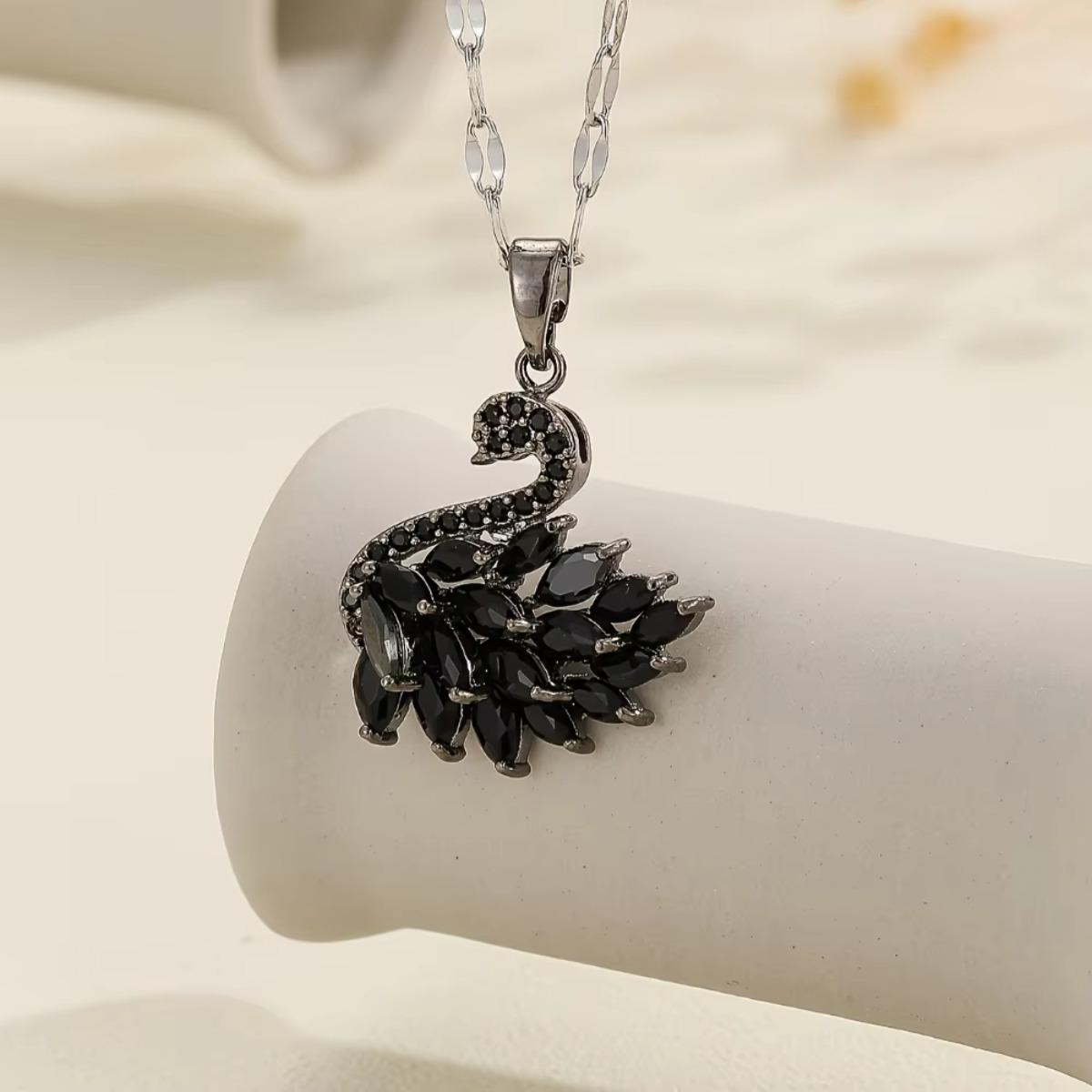A Swan Necklace Pendant Made Of Copper And Inlaid With Zircon Series, A Sweet And Romantic Holiday Gift For Women
A Swan Necklace Pendant Made Of Copper And Inlaid With Zircon Series, A Sweet And Romantic Holiday Gift For Women