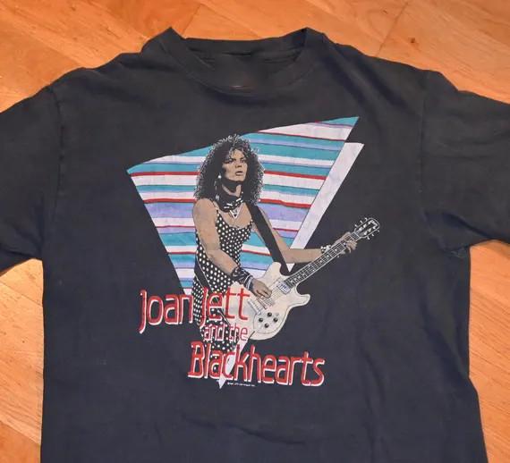 Винтажная футболка Joan Jett & The Blackhearts Унисекс Концертная S - 5XL BO100 Унисекс Футболка S
Винтажная футболка Joan Jett & The Blackhearts Унисекс Концертная S - 5XL BO100 Унисекс Футболка S