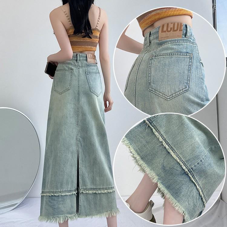 Women s Retro Denim High-Waist A-Line Midi Skirt with Raw Edge and Back Slit Extra Large
Women s Retro Denim High-Waist A-Line Midi Skirt with Raw Edge and Back Slit Extra Large